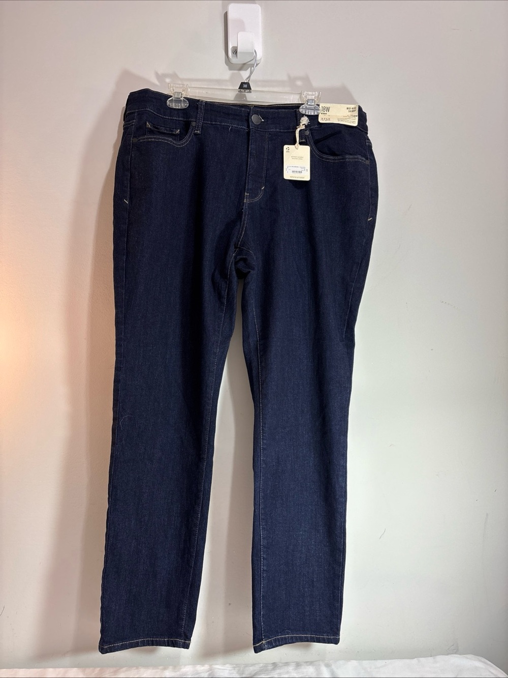 A.n.a. Dark Blue Women's Straight-Leg Jeans. J-56